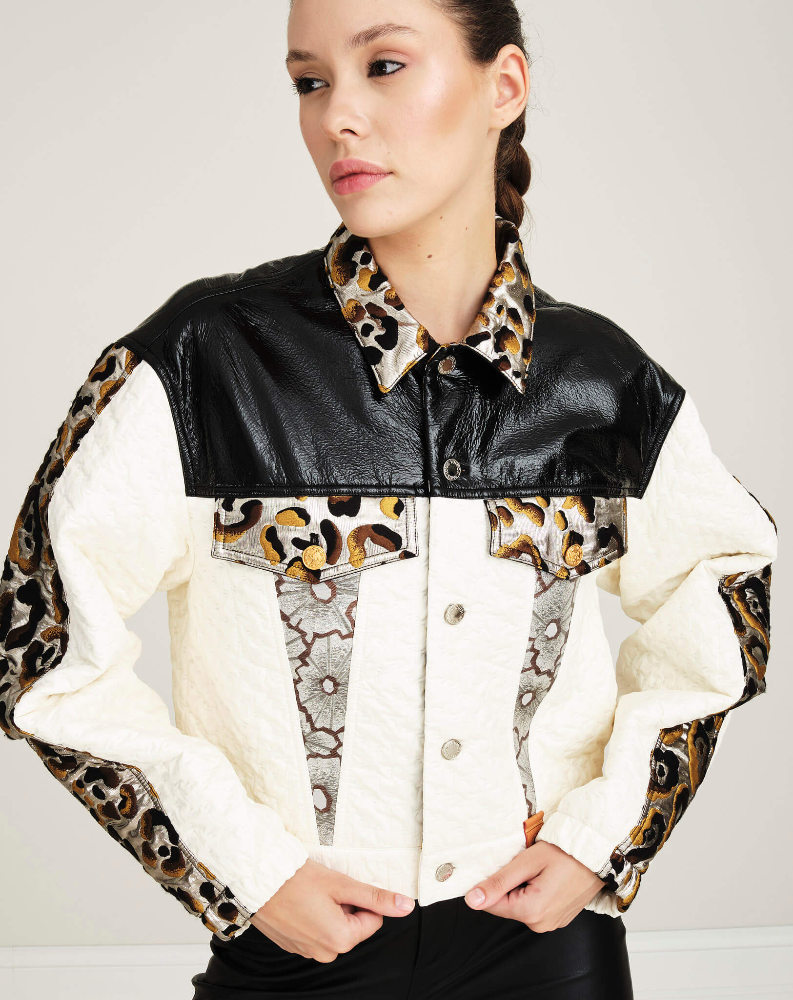 Louis Vuitton - Leopard Detailed Mixed Material Boxy Jacket FR38